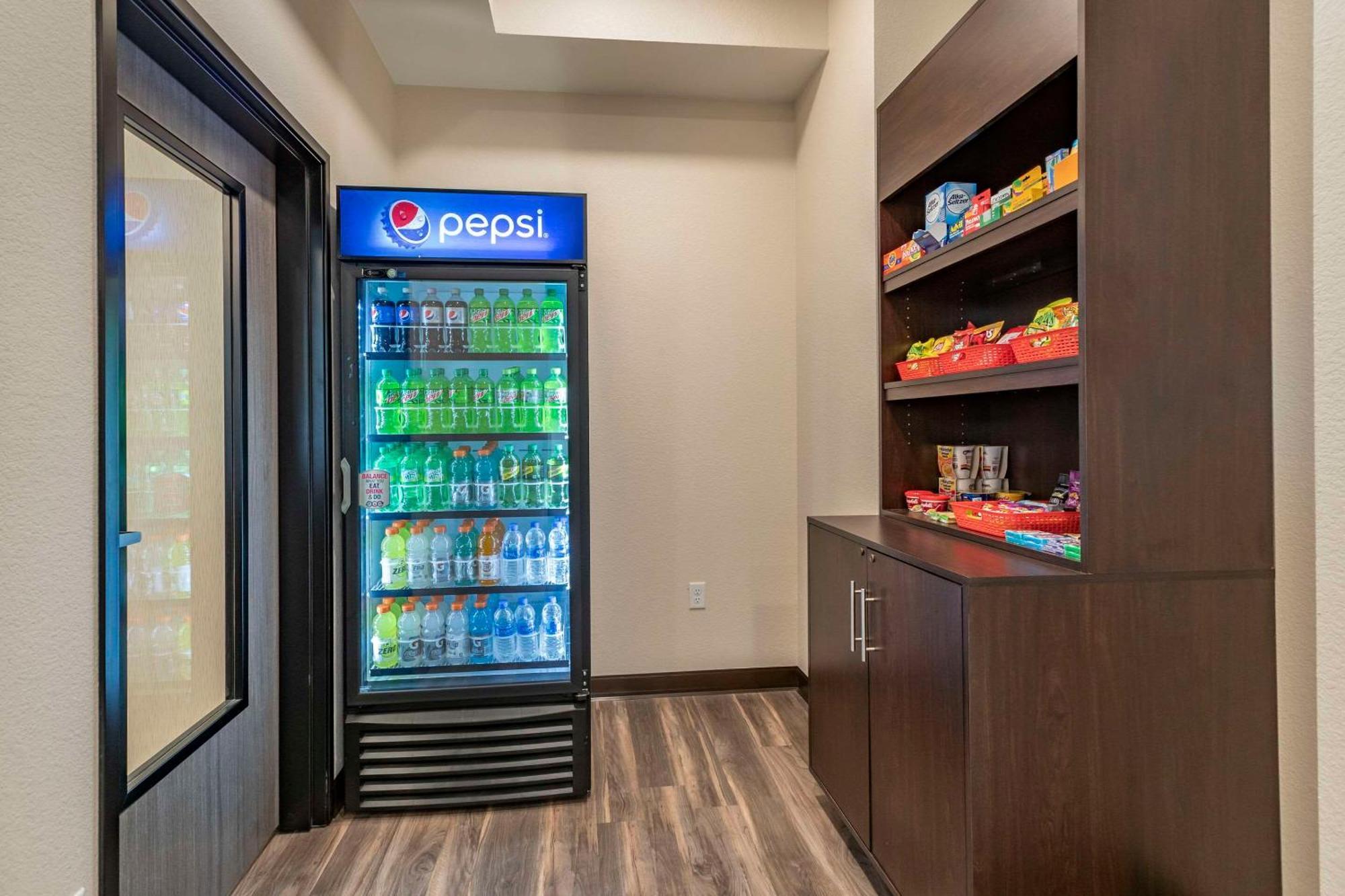 Mainstay Suites Milwaukee-Franklin Franklin  ภายนอก รูปภาพ